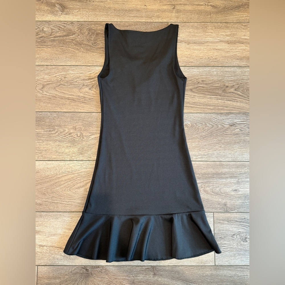 Express Body Contour Ribbed V-Wire Ruffle Mini Dress - Picture 8 of 11
